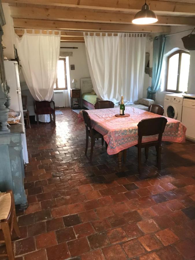 La Maison Du Gue Ecutigny Dış mekan fotoğraf
